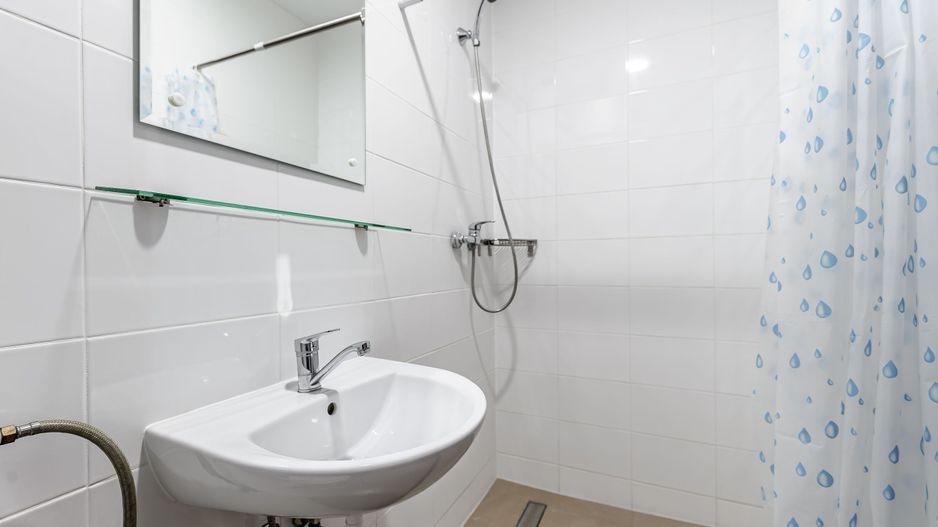 Profit garantat. Achiziționați un bloc de 63 garsoniere. - Poză 4