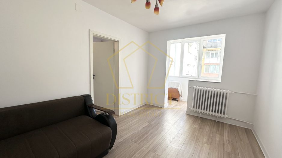 Apartament  cu 3 camere | Spitalul Judetean - Poză 3