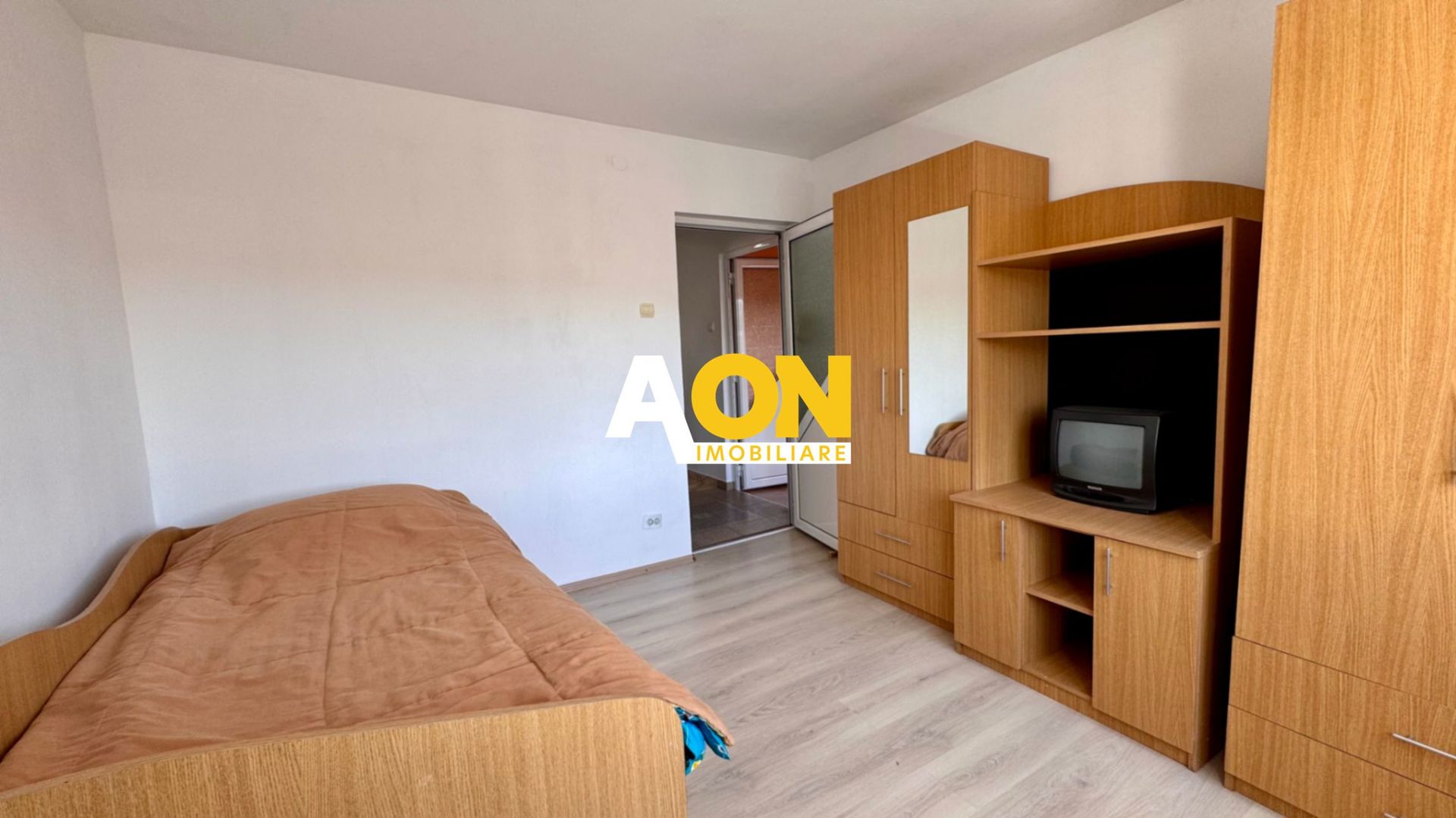 Apartament 2 Camere, Decomandat, Complet Mobilat - Poză 3