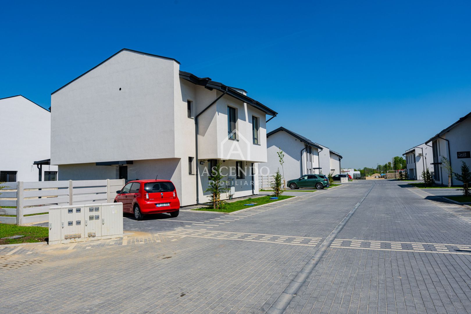 Case noi în Măgurele cu grădină proprie, parc privat și finisaje premium - Poză 9