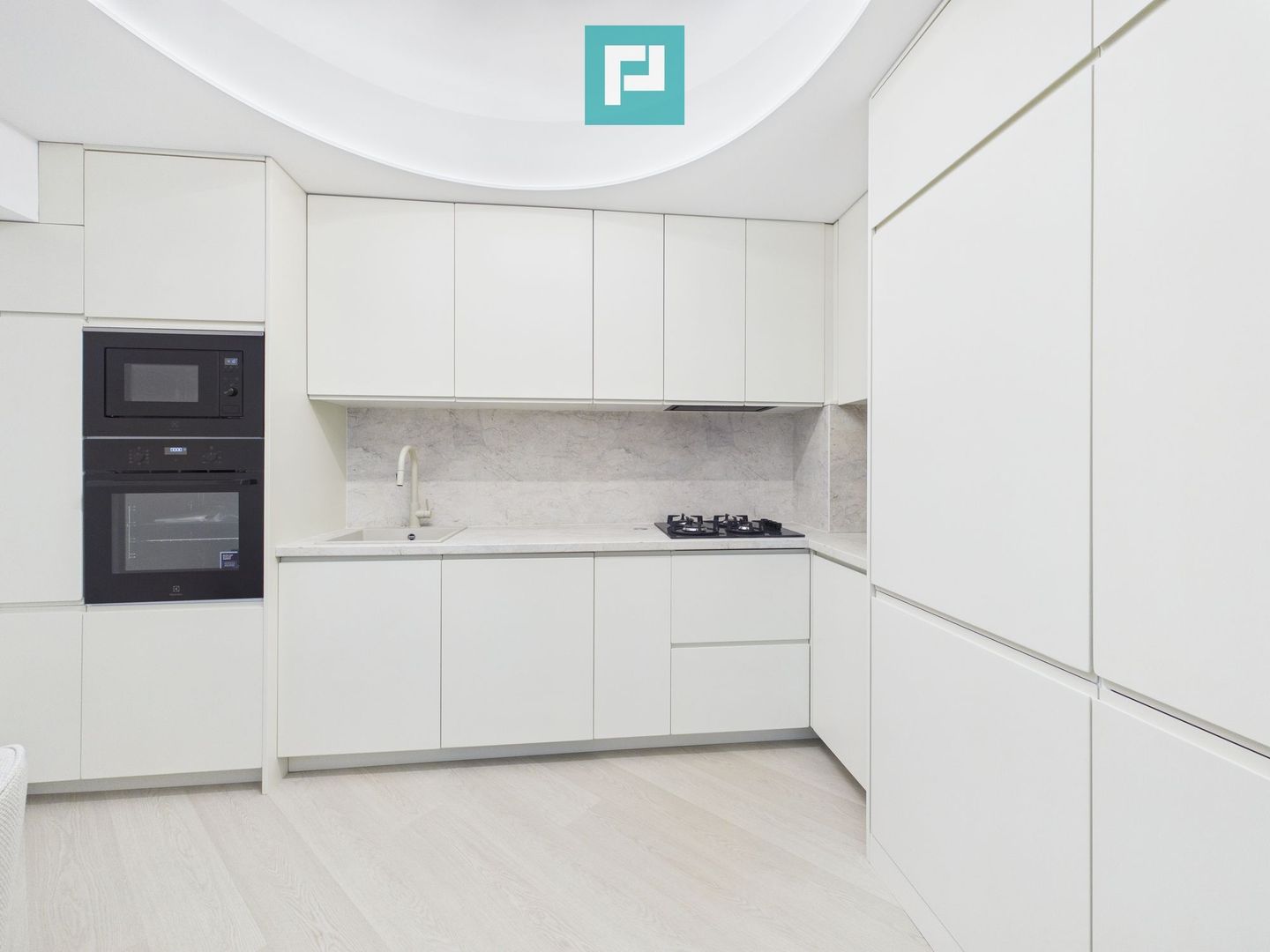 3 camere moderne|Prima închiriere |Cortina North - Poză 3