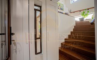 Viluta cocheta cu curte frumoasa in Mamaia Sat! - Poză 22