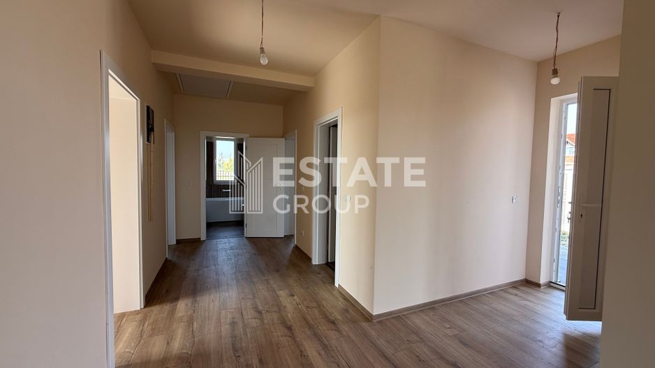 Casa individuala cu 4 camere in Mosnita Noua - Poză 3