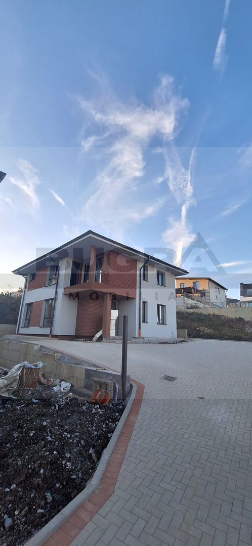 Casa individuala certificata NZEB de 120mp, teren 416mp in Dezmir - Poză 3