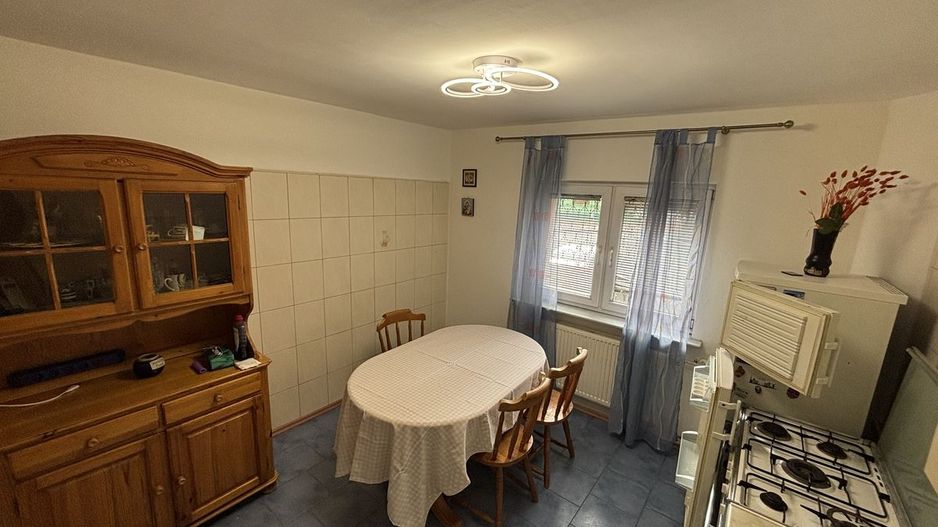 AP. 2 CAMERE - VITAN, BLOC REABILITAT, BUCATARIE INCHISA, LIBER - Poză 3