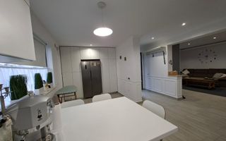 Casa individuala echipata premium cu 4 camere si 2 bai in Cristian - Poză 6