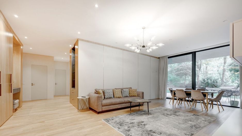 Floreasca | Parcul Verdi | 3 camere | 253mp | 120mp curte | 4500 euro + TVA - Poză 1