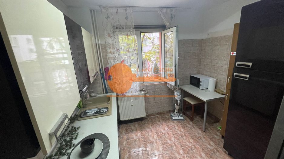 4 camere Titan(2min metrou Titan) - Poză 20