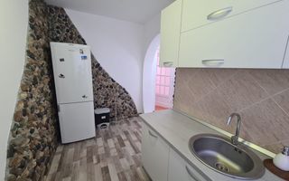 Apartament cu 2 camere ultracentral de inchiriat pe termen scurt (1-6 luni) - Poză 6