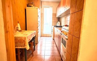 Apartament cu 3 cam ideal pentru locuit sau investiție Cartier Noua - Poză 3