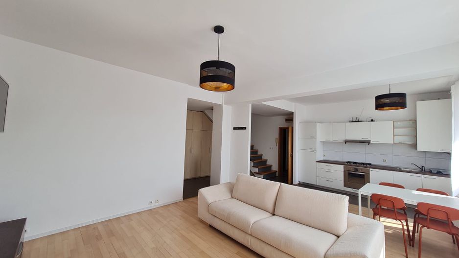 Apartament cu 3 camere de închiriat în zona Odobescu - Poză 12