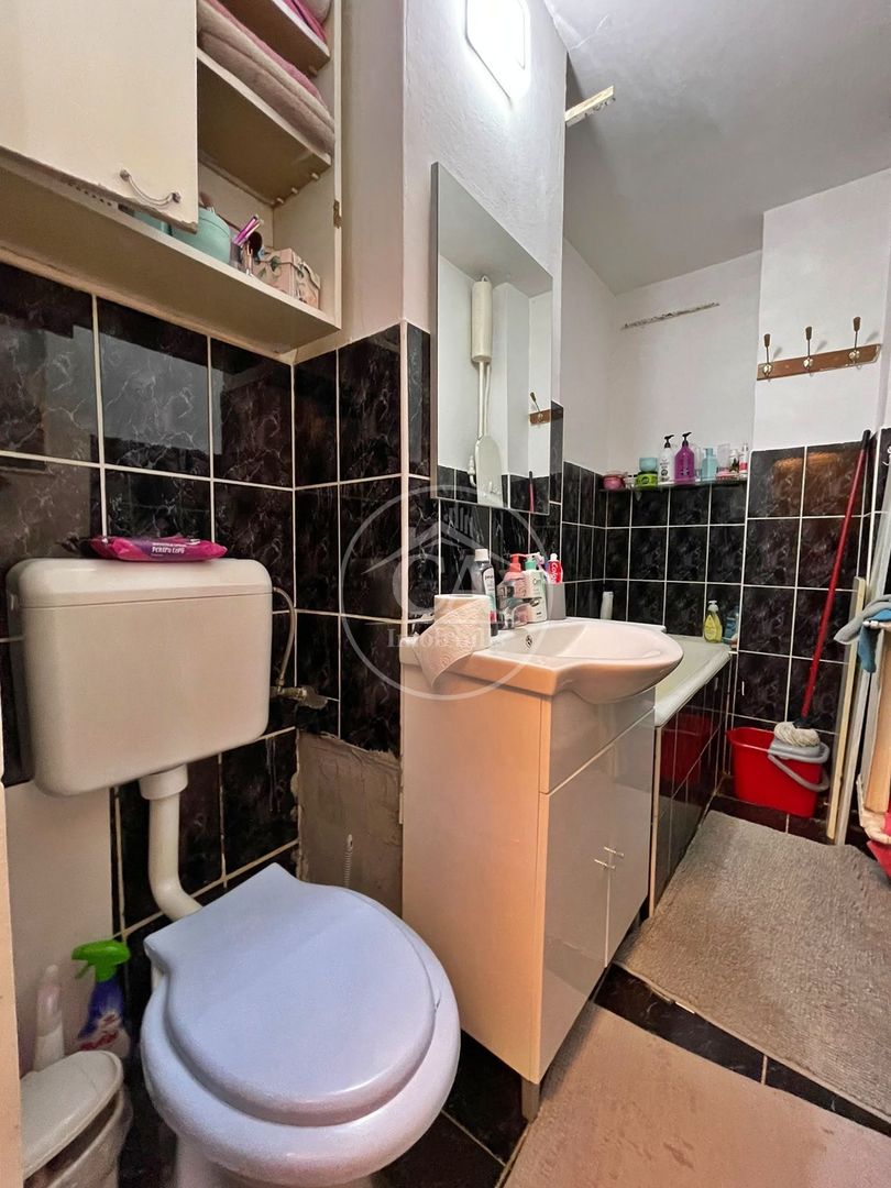 Apartament de vanzare cu 1 camera in zona Cantemir Oradea - Poză 7
