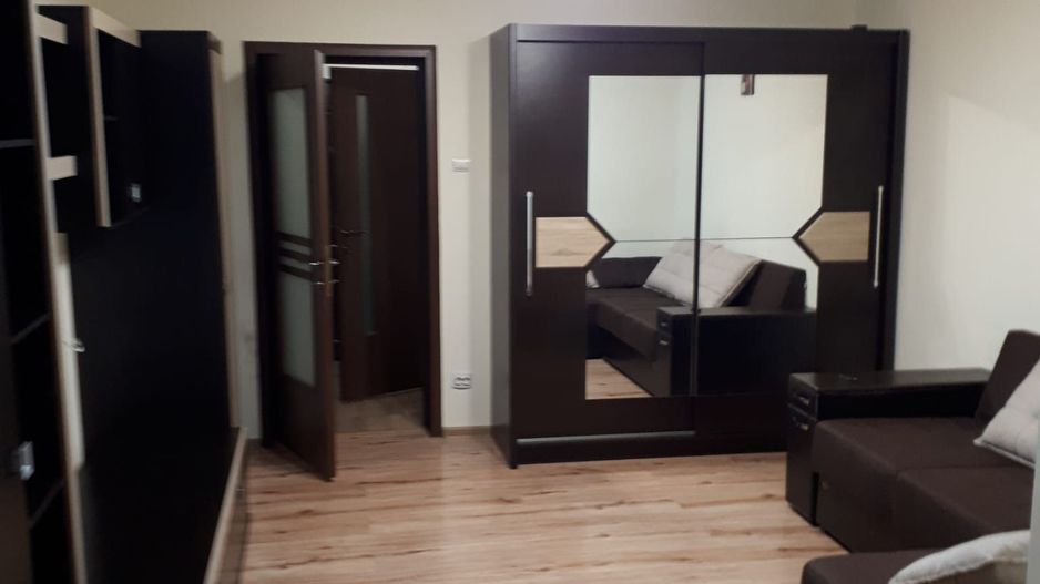 Garsoniera Berceni 15 minute metrou Eroii Revolutiei - Poză 1