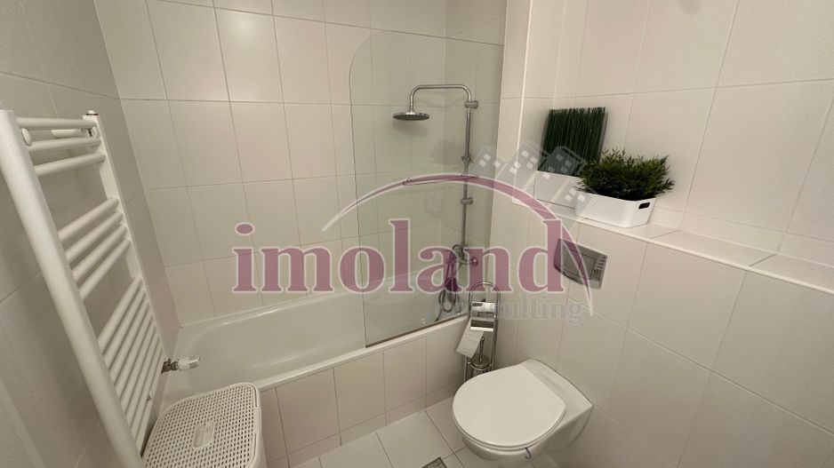 Vanzare - 3 camere cu logie - Complex DV24 - Calea Calarasilor - Poză 12