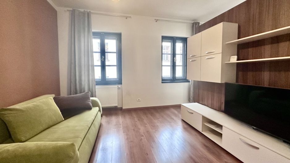 Studio boem de închiriat în zona ultracentrală a Timișoarei - Poză 3