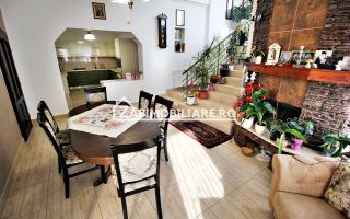 Casa 8 camere,4 bai,482mp,1.100mp teren,2 garaje,0% comision - Poză 1
