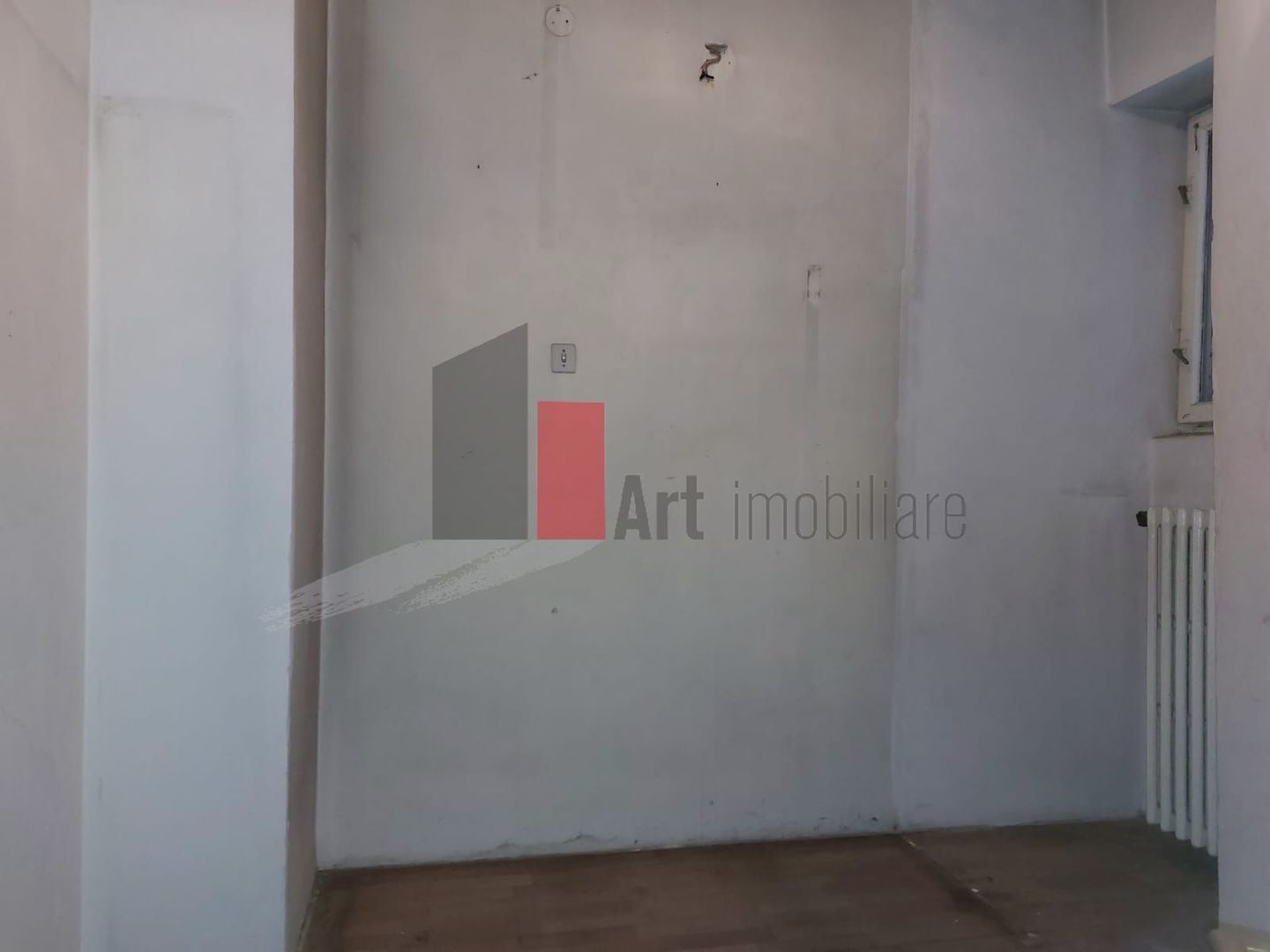 Apartamentul "BEQUEM",  180 mp suprafata totala, CONSOLIDAT, GARAJ IN ACTE, BOXE - Poză 16