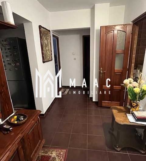 Apartament 3 camere de vânzare Sibiu | Vasile Aaron | 72 mp - Poză 3