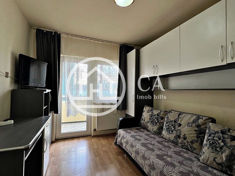 Apartament de vânzare cu 2 camere în zona Rogerius, Oradea - Poză 1