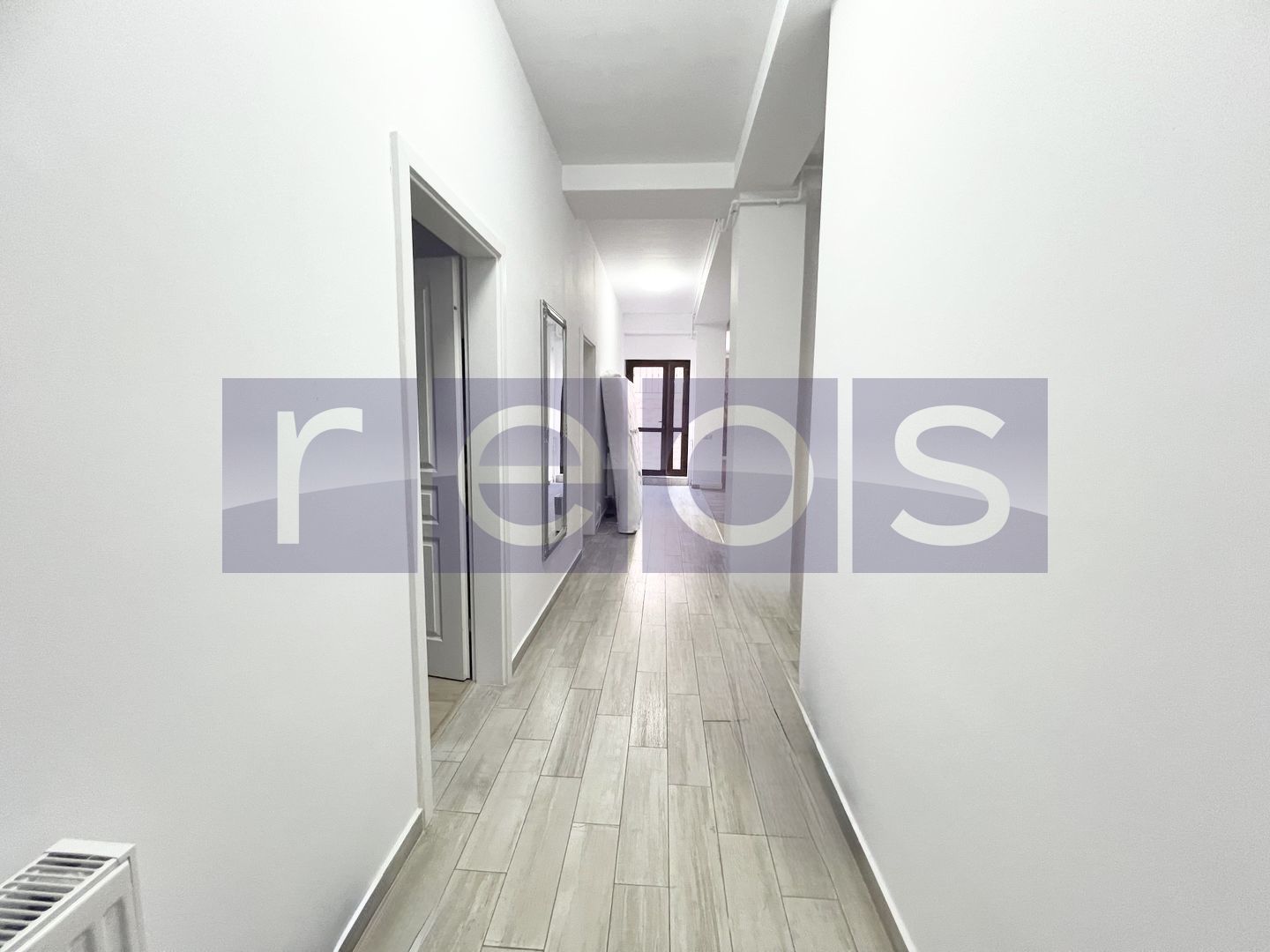 VANZARE | 3 CAMERE | 130MP | TERASA | GARAJ + BOXA | 1 MAI - Poză 9