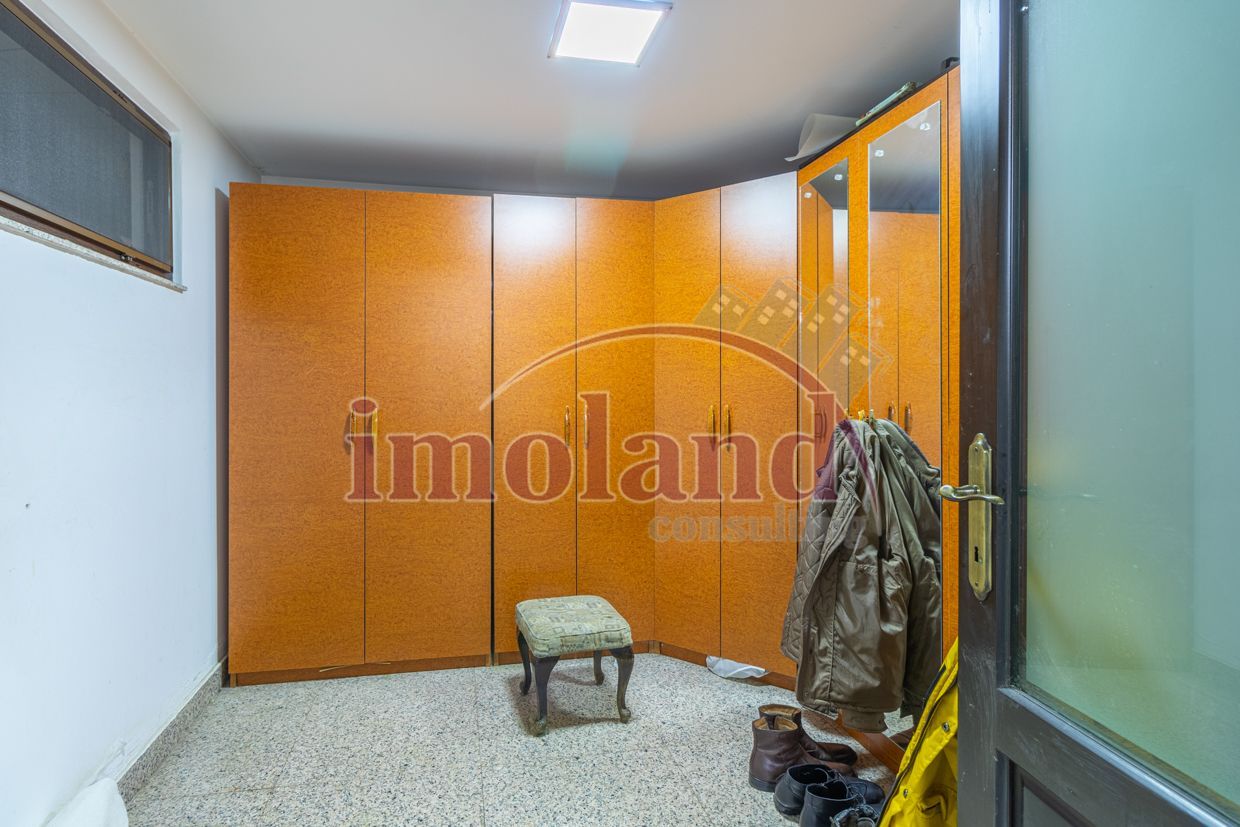 Vila cu piscina si garaj - 6 dormitoare - Pantelimon - Poză 44