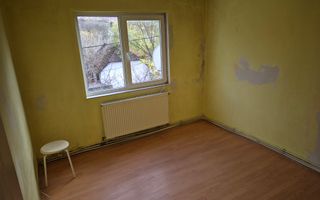 2 camere, zona M5, bloc 26, etaj 2, balcon – Preț bun, negociabil! - Poză 6