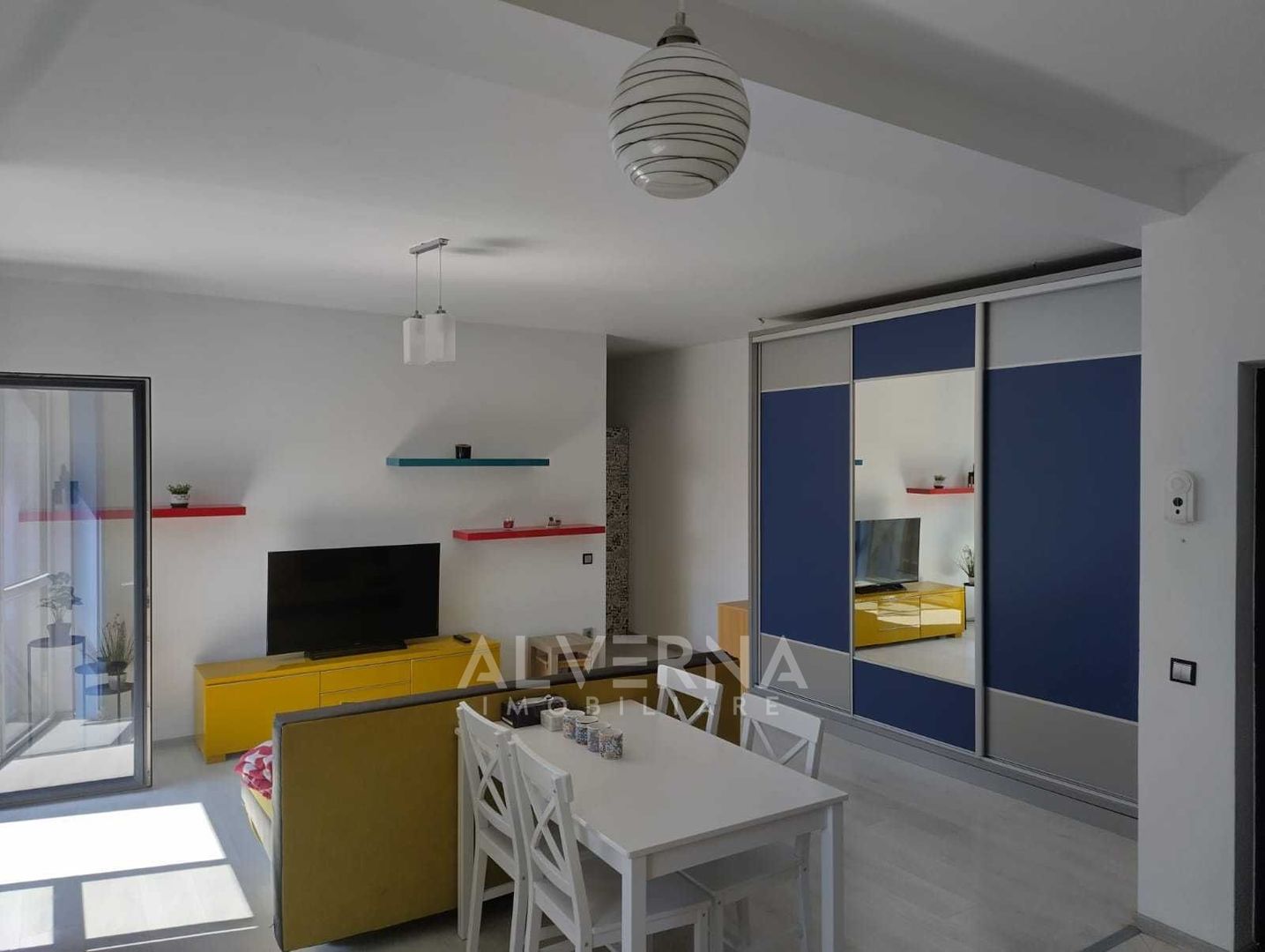 Apartament 3 camere | 75 mp + balcon | zona centrala| P. Mihai Viteazu - Poză 2