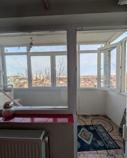 Calitate și spațiu: elegant, 90 mp, 1989, centrală proprie, parcare, priveliște - Poză 13