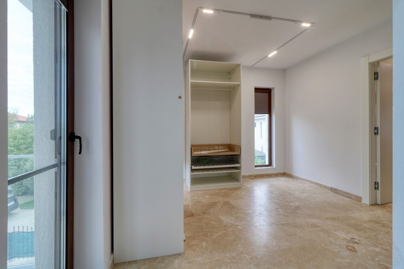 Paradisul Verde – Vilă P+1E, High-Premium- 200mp   Comision 0% - Poză 27