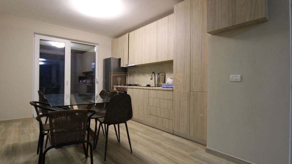 Casa in Ghiroda, 5 camere, 2 bai. - Poză 5