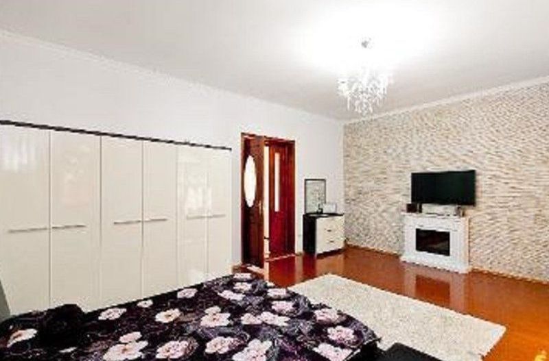 Casa P+1E si teren 370 mp, singur in curte - Piata Centrala - Poză 8