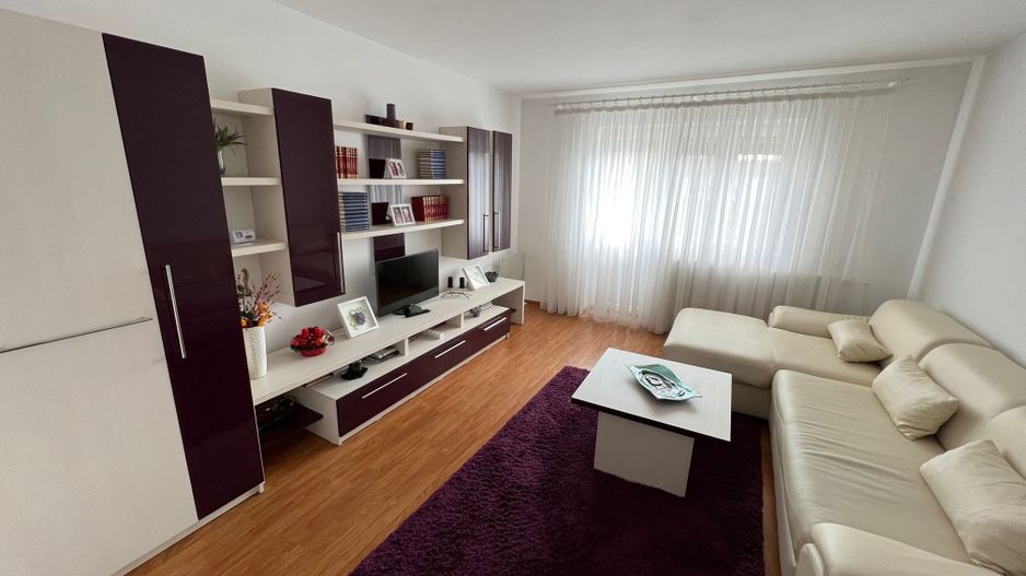 Apartament 3 camere - Poză 2