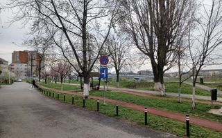 Chirie, 2 dormitoare, str. Sovata. 400 E/lună negociabil. Comision 0. - Poză 17