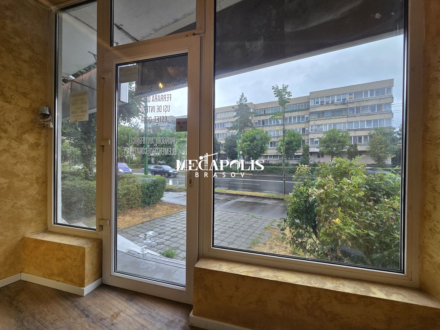 Spatiu Comercial | Grivitei | 24mp | Vitrina stradala - Poză 2