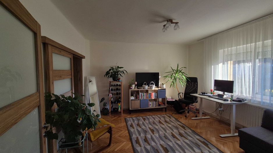 BRASADAS vinde casa familiara cu gradina in zona Titulescu. - Poză 2