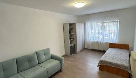 Închiriez apartament cu 2 camere în centrul Constanța, zona Dacia