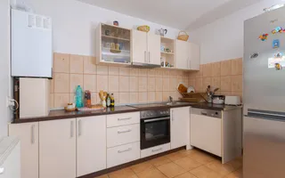 4 camere in triplex, teren 334 mp si terasa – Dumbravita, str. Magura - Poză 21