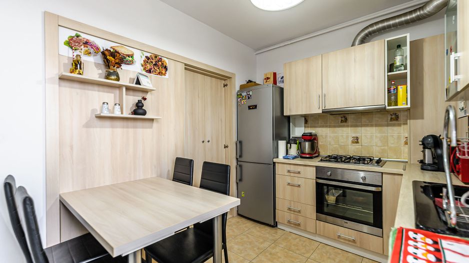 Apartament modern cu 3 camere, Via Romana. Arad. - Poză 9