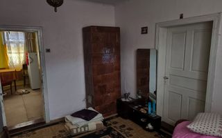 CASA DE VANZARE + ANEXE 2500 MP / PUTNA - Poză 6