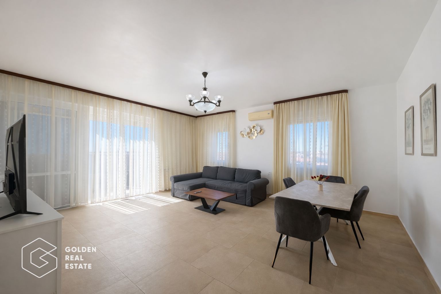 Penthouse Ared Uta, amenajat modern, vedere panoramica spre Stadionul Uta - Poză 1