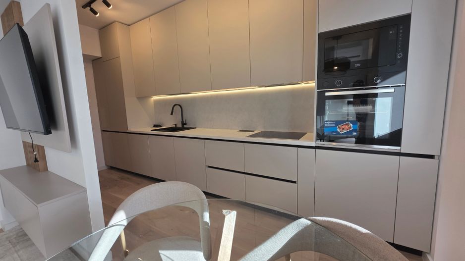 2 camere | PIPERA | TERASĂ 11 MP | MOBILAT MODERN | Vedere libera - Poză 4