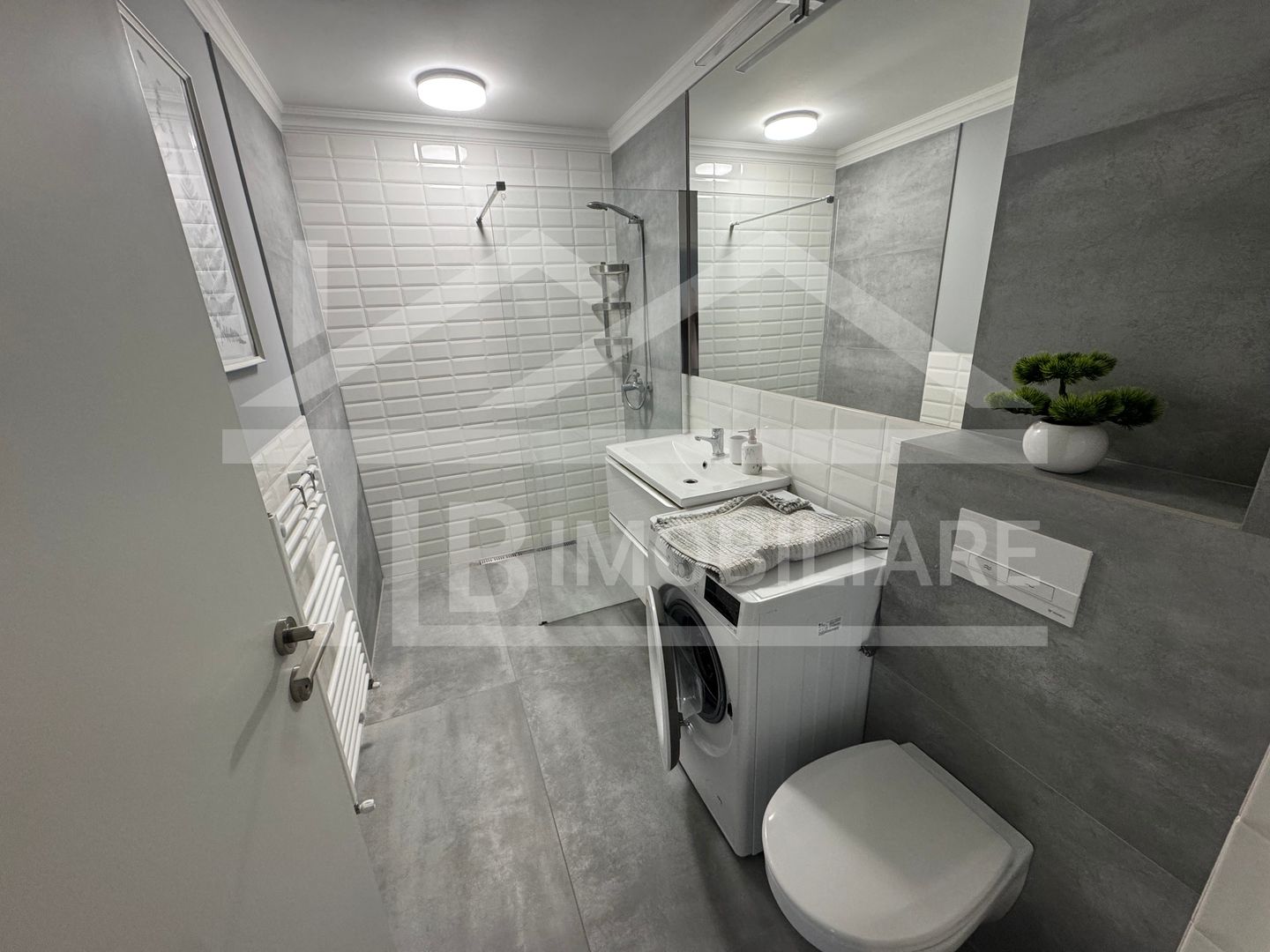 Apartament cu o camerea, 37mp, garaj , Zona Crinului Residence - Poză 7
