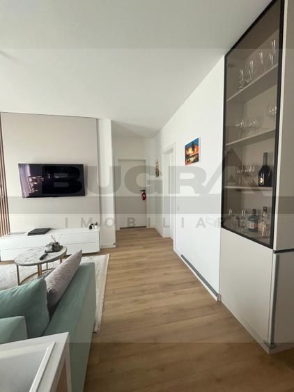 Apartament de 3 camere ultrafinisat, parcare, boxa, zona Golden Tulip - Poză 4