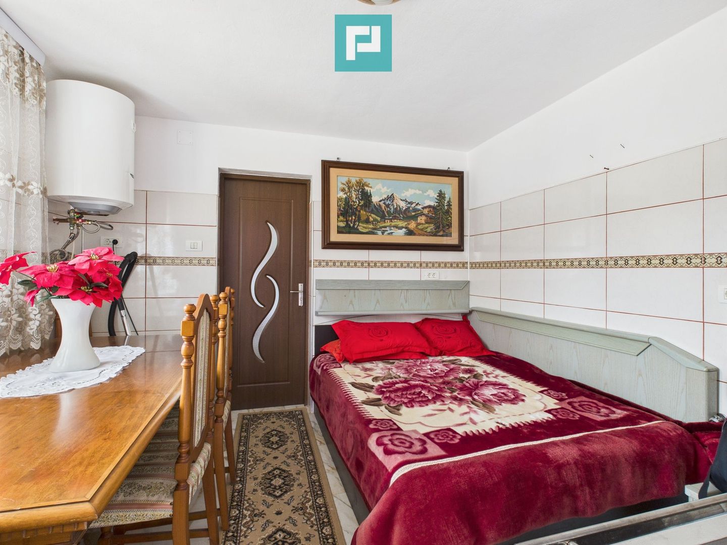 Casă renovată cu teren generos lângă Ususău - Poză 3