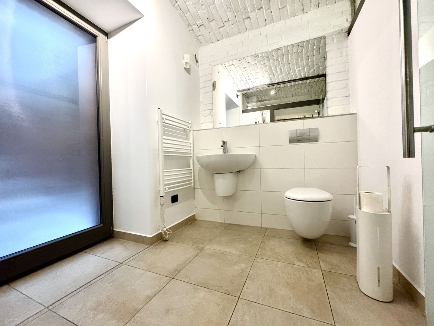 Spațiu de Birouri Elegant în Clădire Istorică Renovată – Piața Unirii, - Poză 18