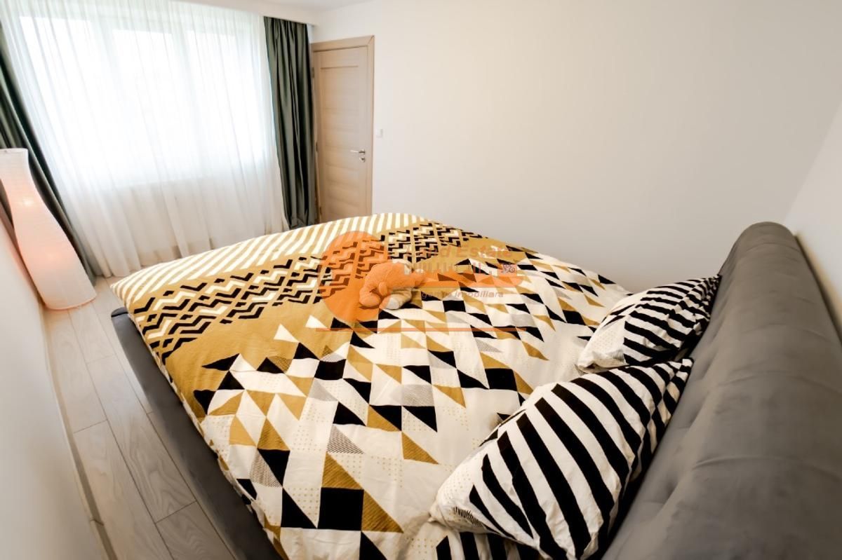 Apartament 3 camere Piata Progresului - Poză 4