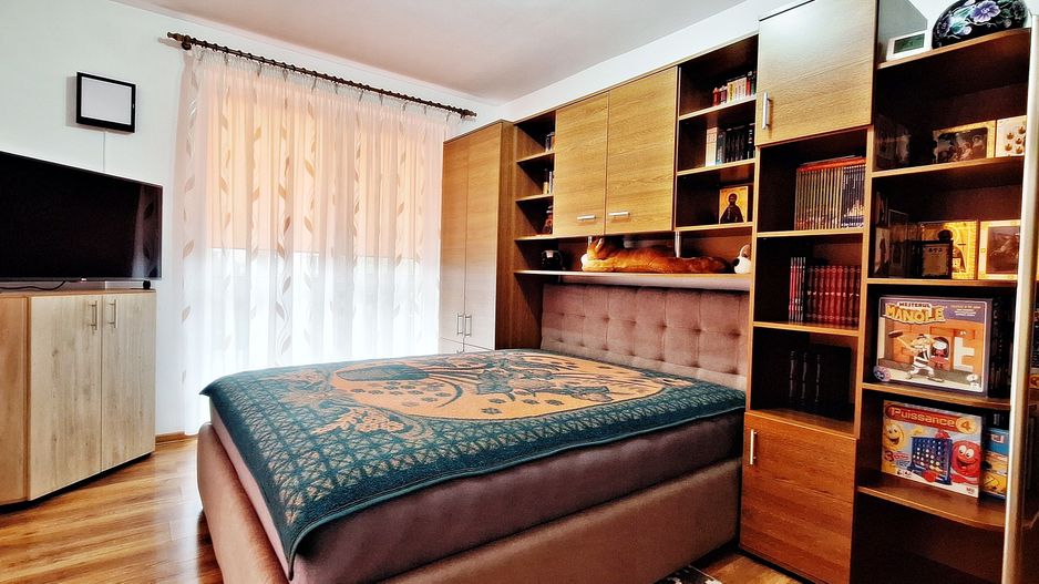 Tractorul, apartament 2 cam in bloc vila, etaj 1, mobilat 125000 euro - Poză 5