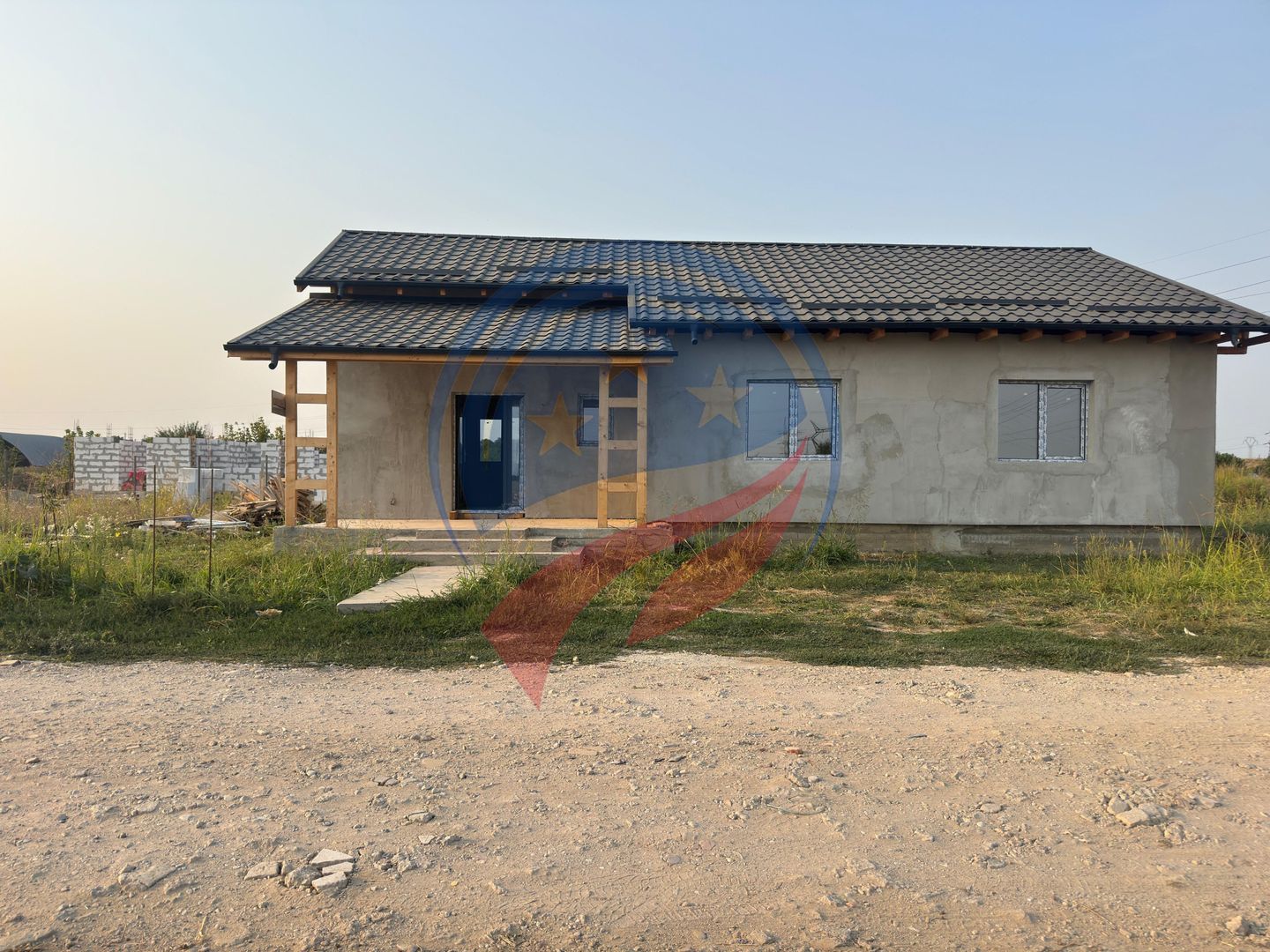 CASA DE VANZARE LA GRI/ISALNITA/SCHIMB CU APARTAMENT - Poză 1