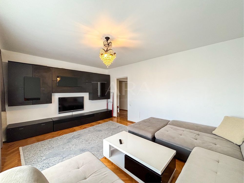 Apartament 3 camere decomandat, cu 2 garaje, în Mănăștur – zona Penny. - Poză 4