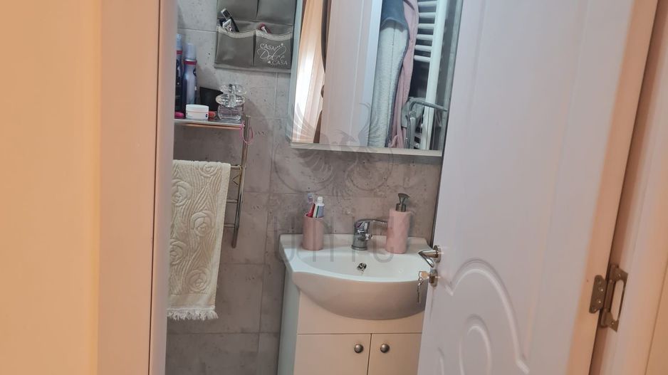 Apartament bloc nou Cornitoiu, 2 camere, utilat si mobilat ultramodern - Poză 7